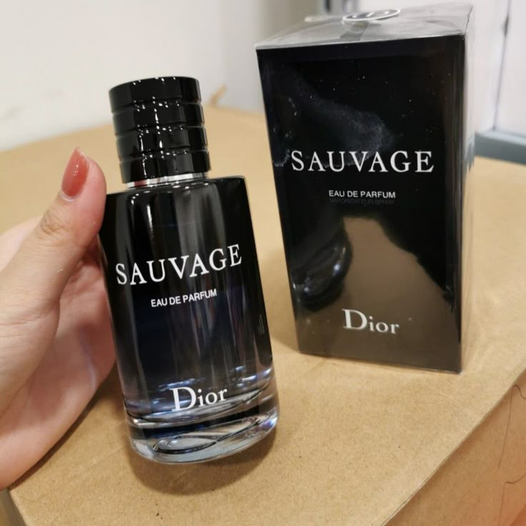 PERFUME Dior Sauvage IMPORTADO LACRADO - 100ml